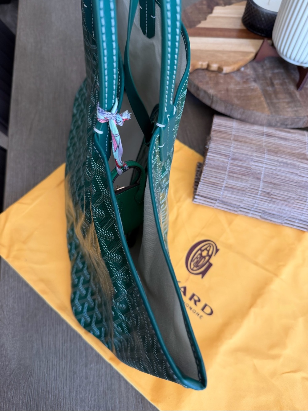 Green Tote with Matching Pouch - Picture 12 of 13